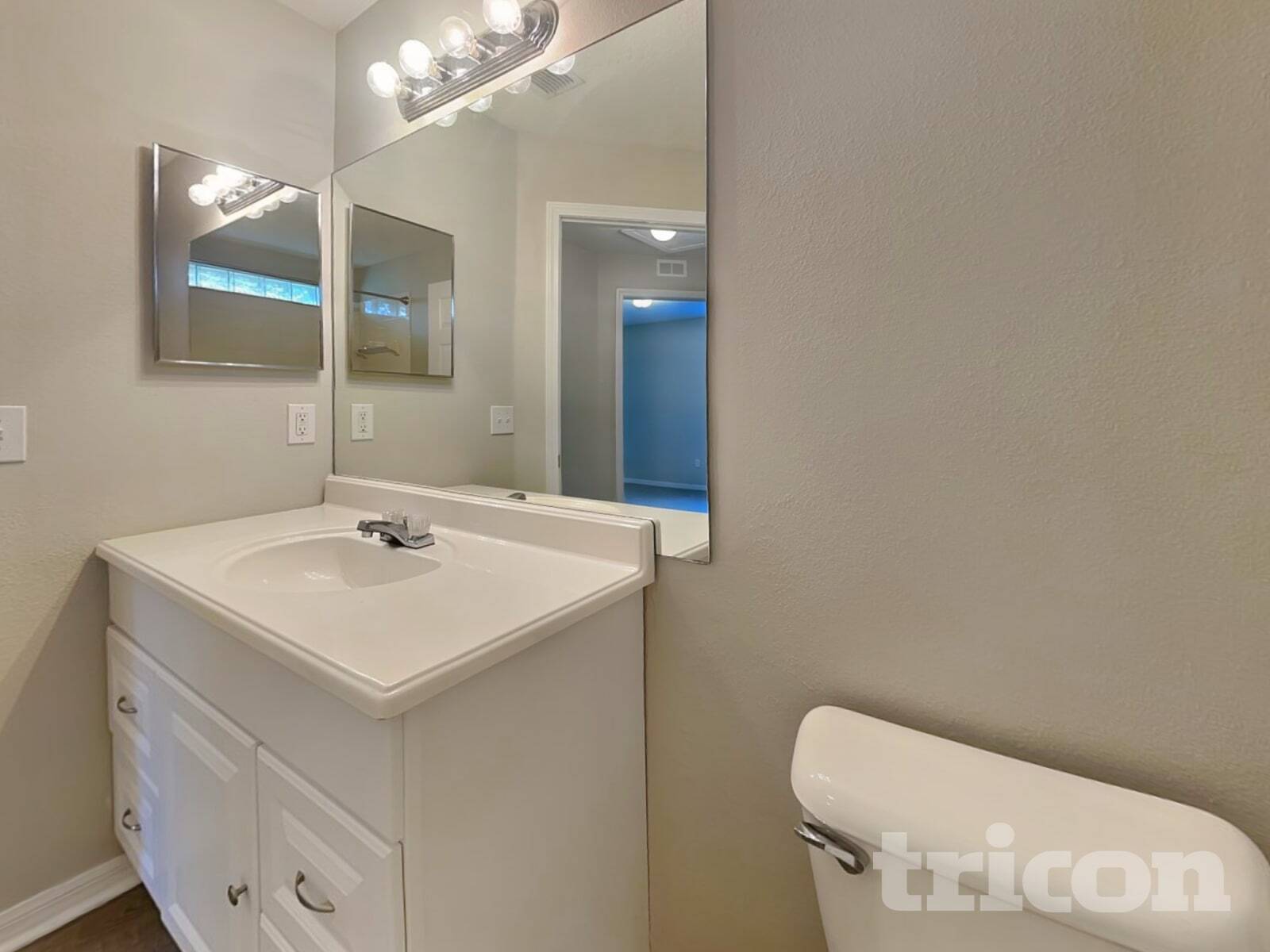 Building Photo - 7526 Oxford Garden Cir