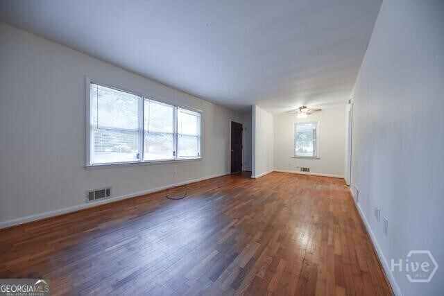 Building Photo - 105 Whitehead Terrace E