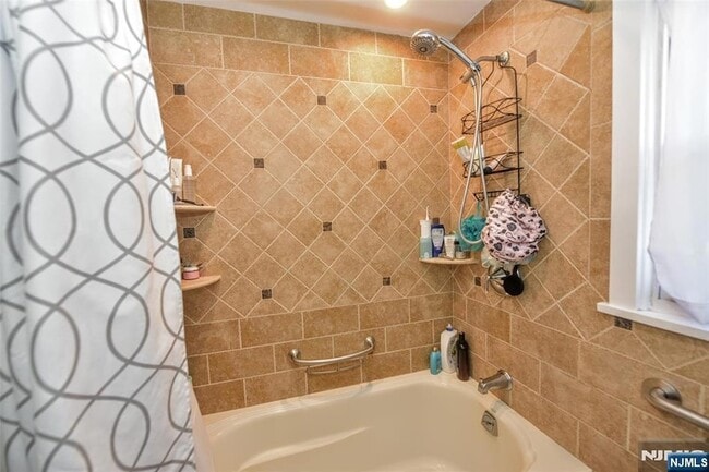 Building Photo - 200 Prospect Ave