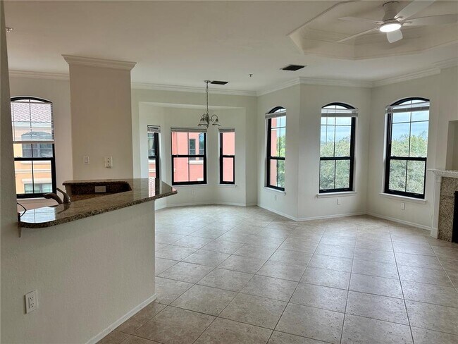 Building Photo - 2733 Via Cipriani