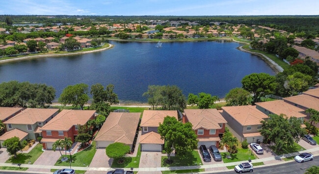 Building Photo - 3290 Turtle Cove