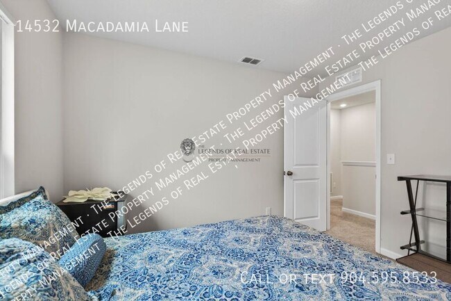 Building Photo - 14532 Macadamia Ln