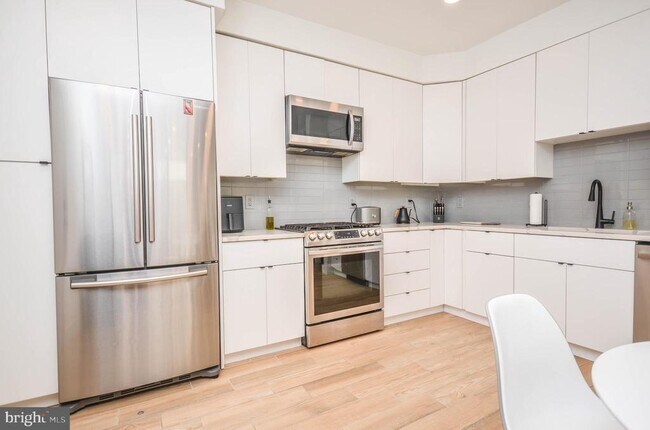 Building Photo - 3514 13th St NW