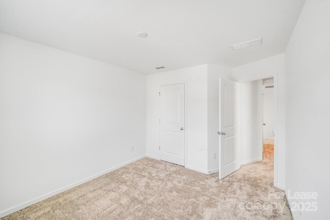 Building Photo - 2212 Cobble Ct