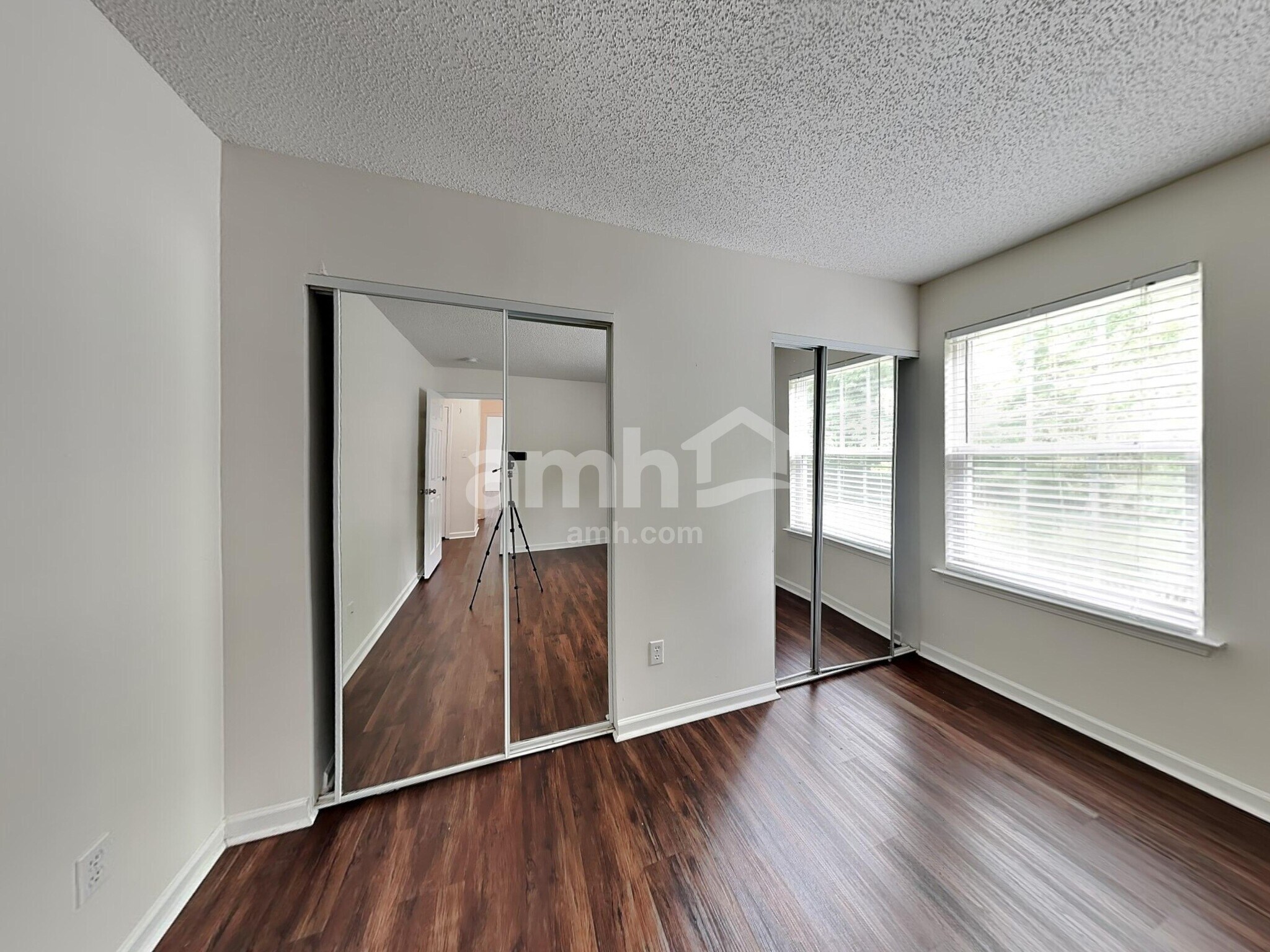 Building Photo - 4104 Hunters Trail Dr