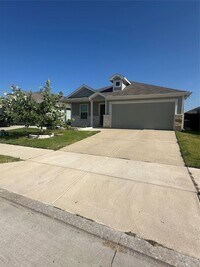 Building Photo - 202 Lemongrass Dr