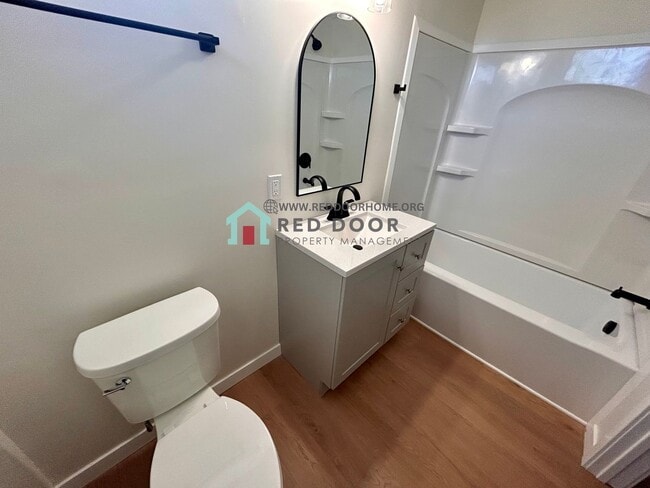 Building Photo - 5-bedroom, 2-bathroom house offers the perfect blend of comfort and functionality
