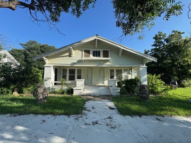 Building Photo - 817 W Long