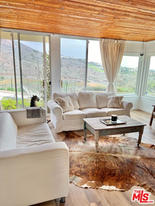 Building Photo - 6232 Tapia Dr