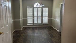 Building Photo - 809 Schaub Ave