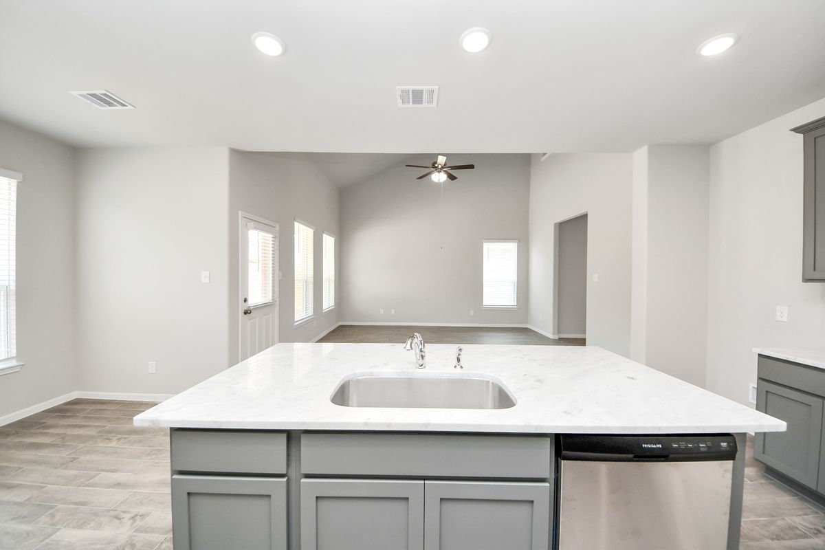 Building Photo - 22826 Xanthos St