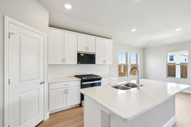 Building Photo - 2212 Dunbar Dr