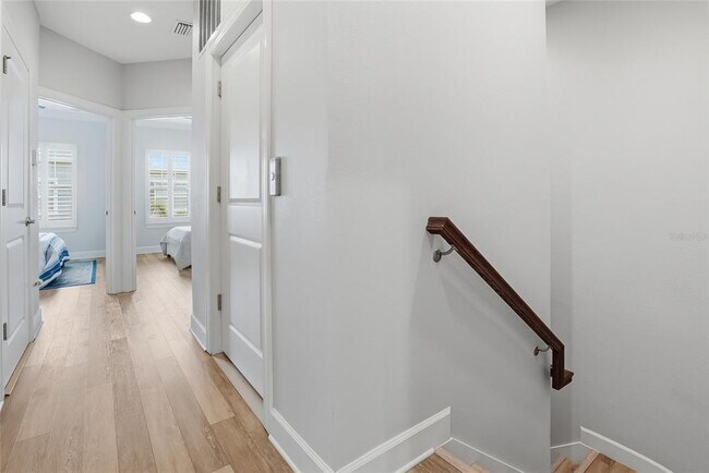 Building Photo - 3162 Moorings Dr S
