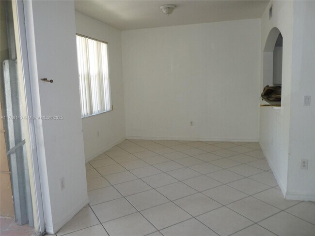 Building Photo - 8980 W Flagler St