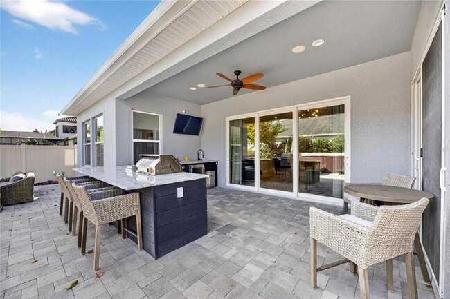 Building Photo - 18233 Leafmore St