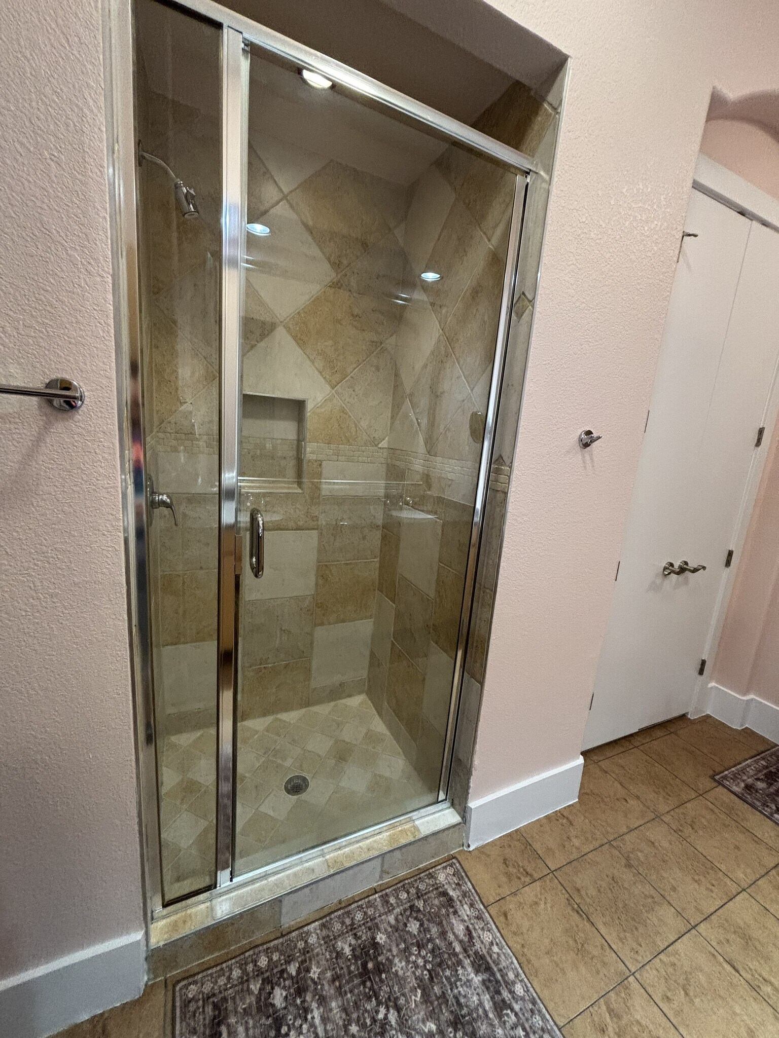 Master bath - 2600 Hillsboro Pike