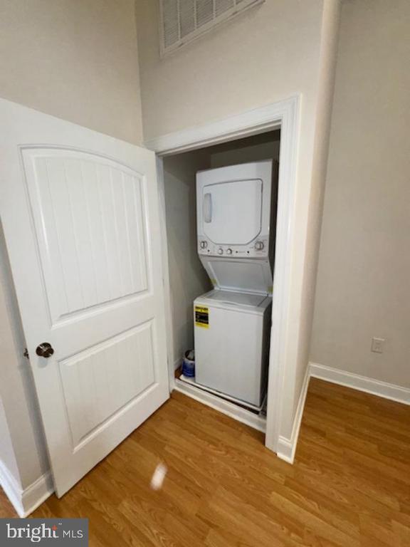 Building Photo - 85 Valley Rd