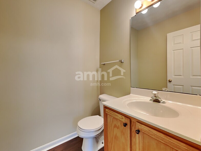 Building Photo - 229 Triple Crown Dr