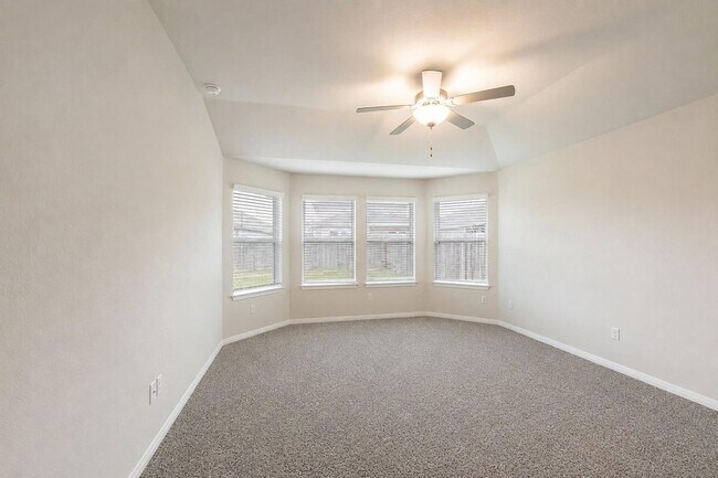 Building Photo - 613 Wild Spur Ln