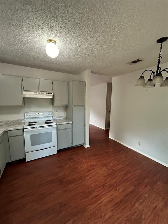 Building Photo - 9610 Sugar Hill Dr