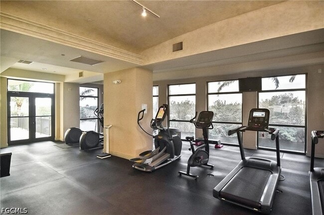 Building Photo - 14380 Riva Del Lago Dr