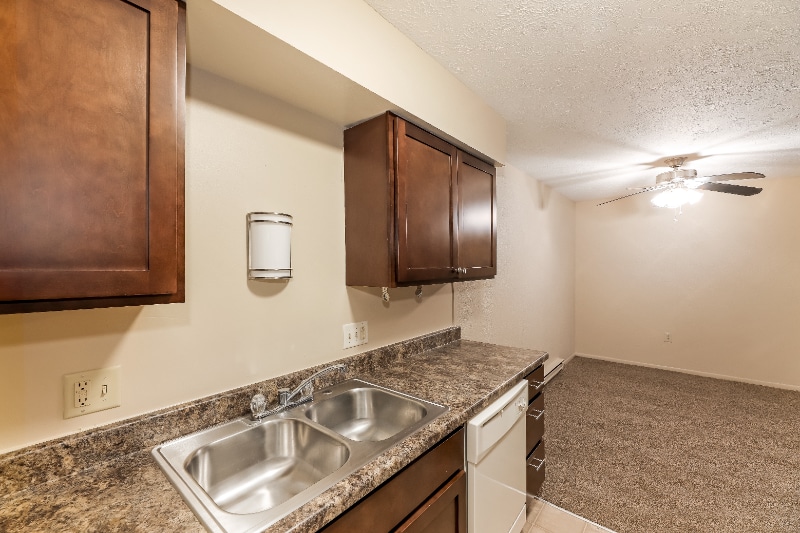 Primary Photo - 4668 Talmadge Rd