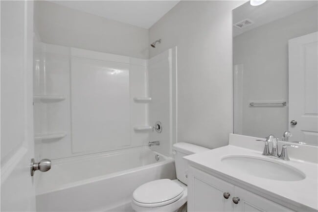 Building Photo - 102 Jaxton St