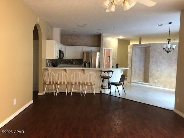 Building Photo - 1306 Vermont Ave