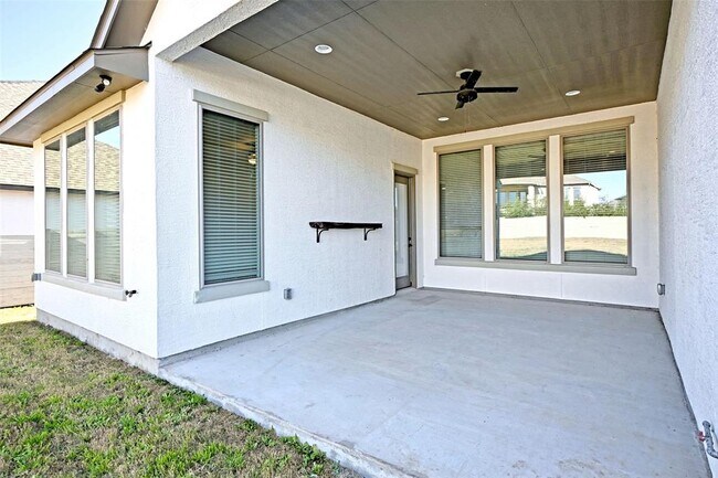 Building Photo - 588 Vale Ct