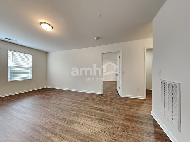 Building Photo - 119 Orion Way