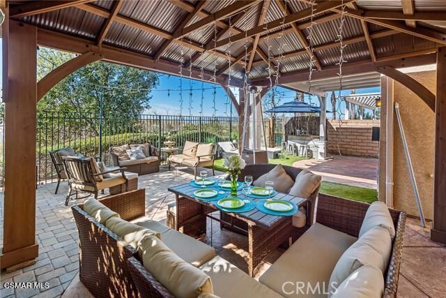 Building Photo - 525 Shadow Ln