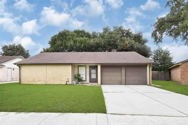 Primary Photo - 10007 Oakmont Dr