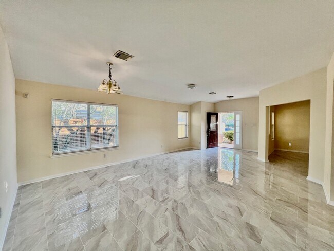 Building Photo - 7710 Sapulpa Ln