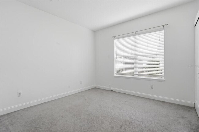 Building Photo - 1406 E Ridgewood St