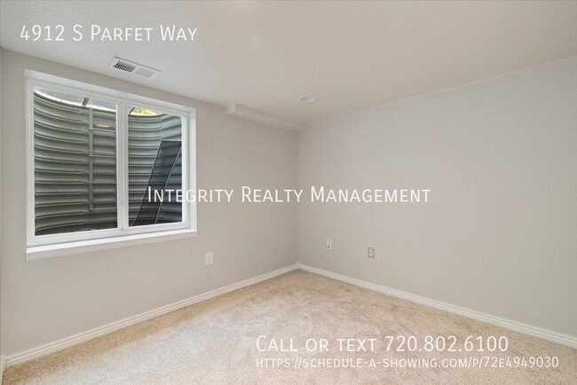 Building Photo - 4912 S Parfet Way
