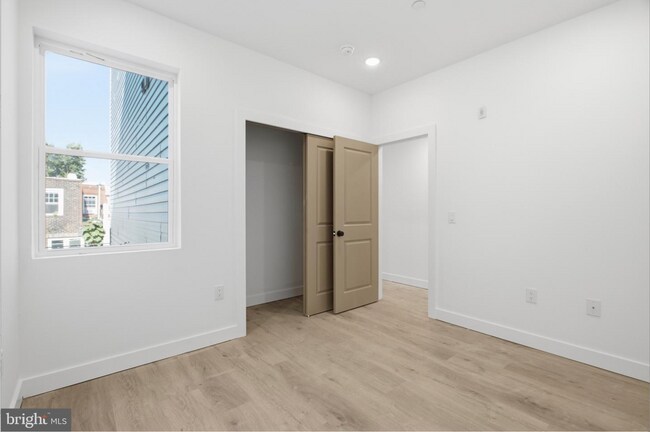 Building Photo - 2326 N 16th St
