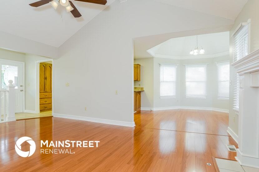 Building Photo - 713 SW Nelson Dr