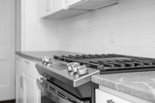 Building Photo - 5119 Blaesi St