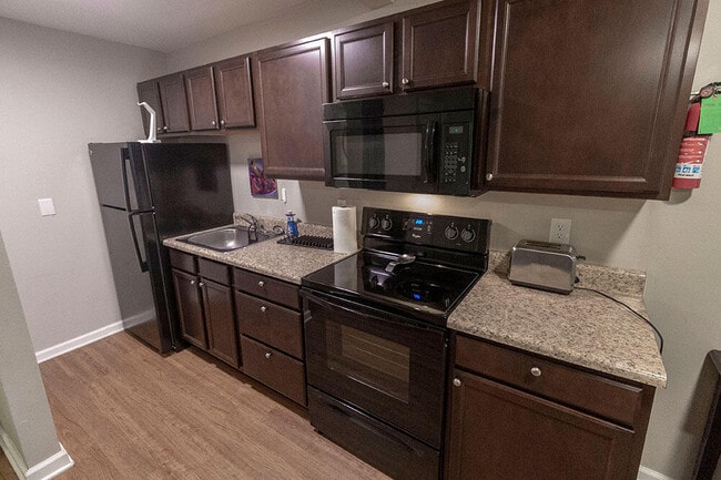 Building Photo - 105 N Garth Ave