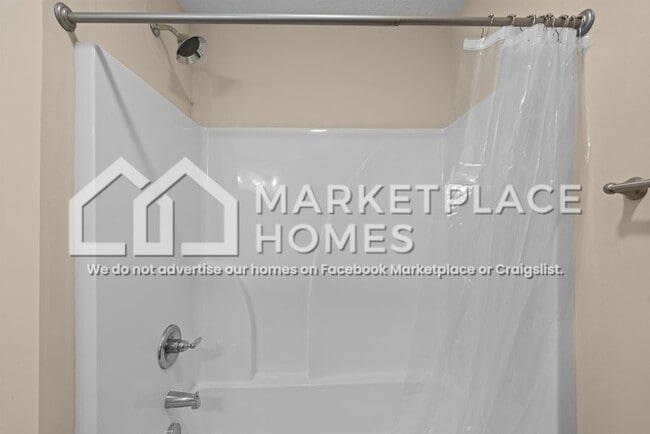 Building Photo - 130 Downsbury Rd