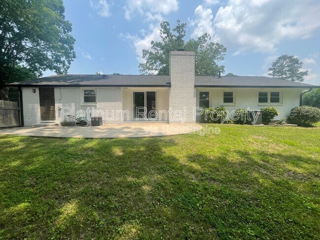 Building Photo - 2216 Shancey Ln