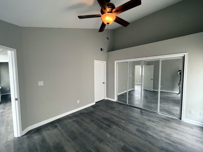 Building Photo - 188 Waters Edge Ln