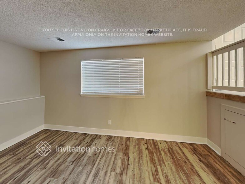 Building Photo - 3612 S Quintero St