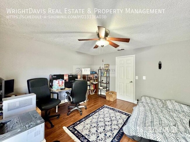 Building Photo - 5216 Tennis Ct Cir