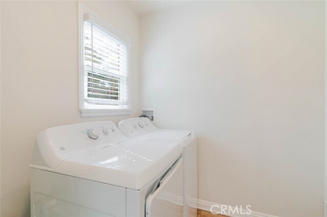 Building Photo - 1466 Stanley Ave