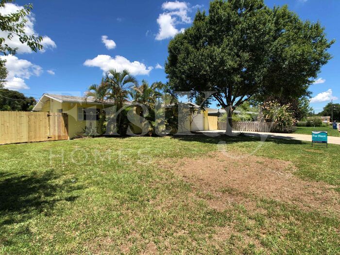 Building Photo - 4108 36th St W