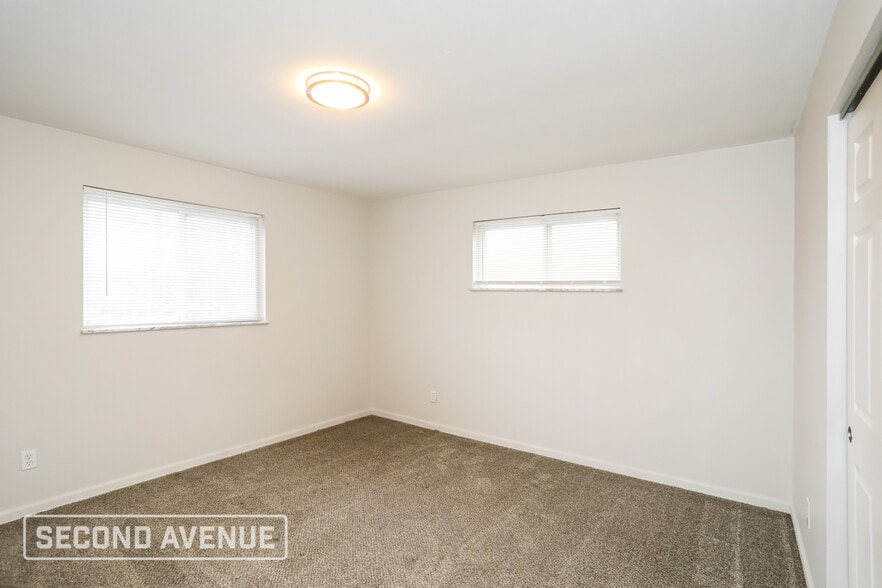 Building Photo - 4656 Linda Dr