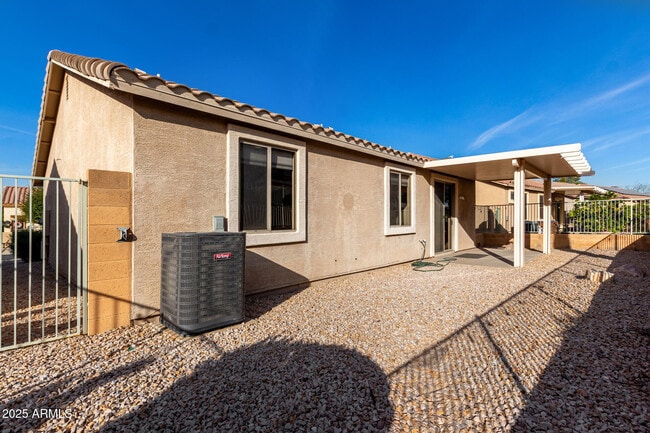 Building Photo - 9523 E Placer Dr