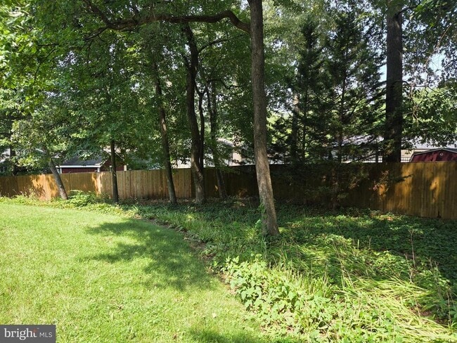Building Photo - 111 Tamarisk Ct