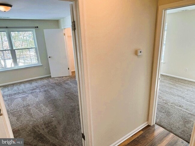 Building Photo - 24 Pickwick Pl